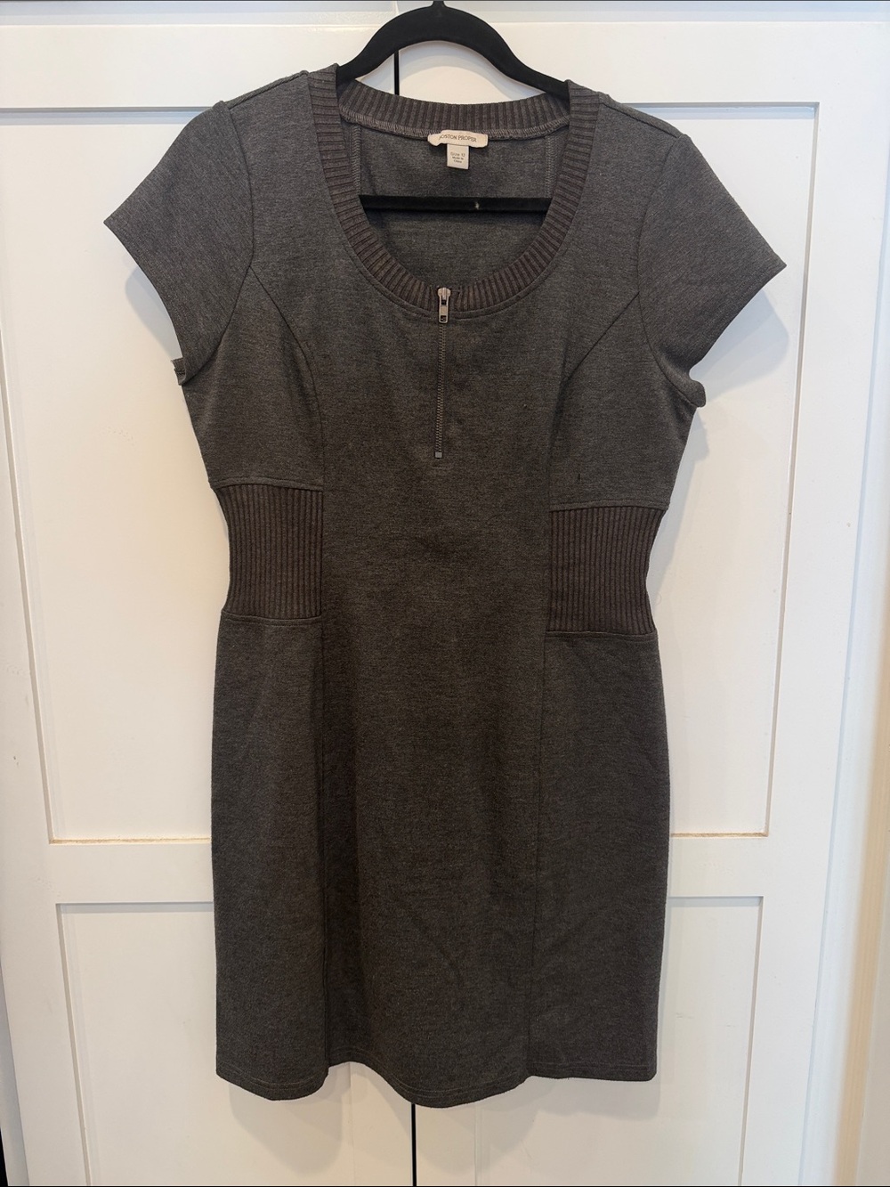 Boston Proper Gray Short-Sleeve Knit Dress with Front Zip